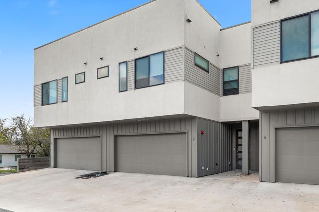 6409 Berkman DR 9, Austin, TX 78723