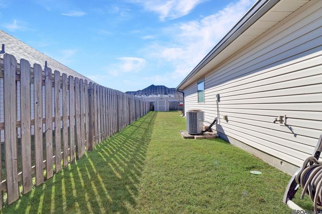 39507 Rue Royale, Prairieville, LA 70769