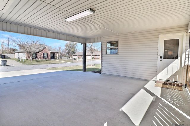 39507 Rue Royale, Prairieville, LA 70769