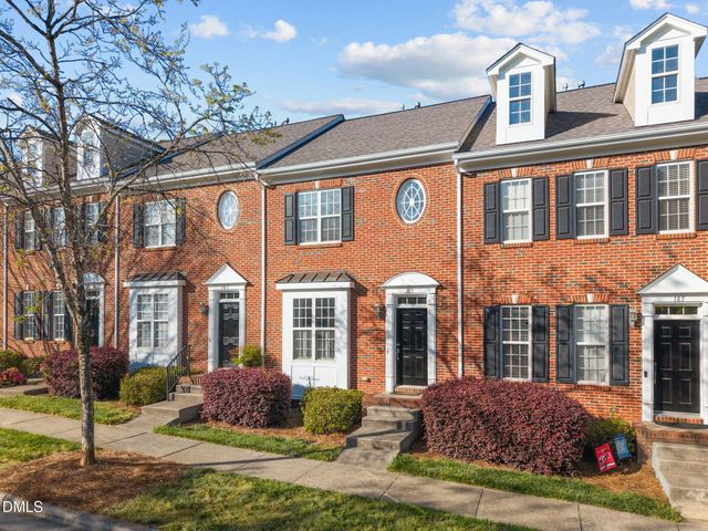 183 Lumina Place, Holly Springs, NC 27540