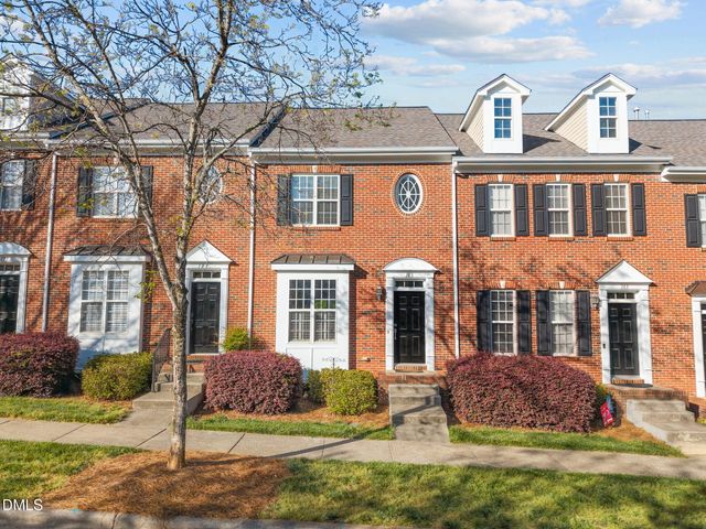183 Lumina Place, Holly Springs, NC 27540
