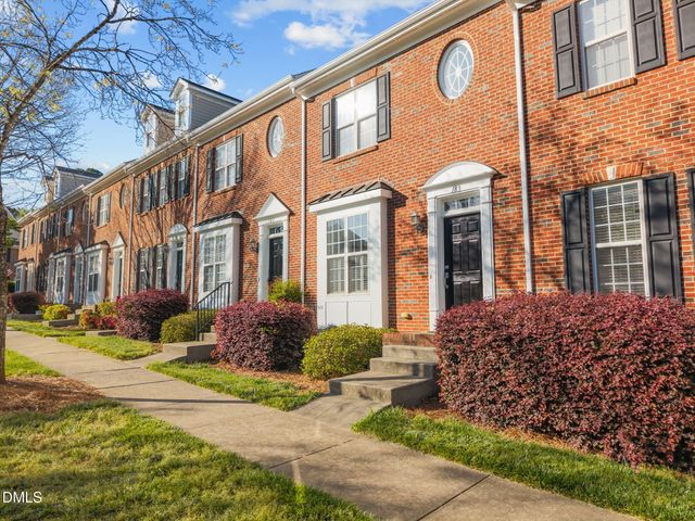 183 Lumina Place, Holly Springs, NC 27540