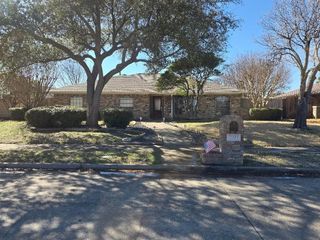 2004 Cherbourg Drive, Plano, TX 75075