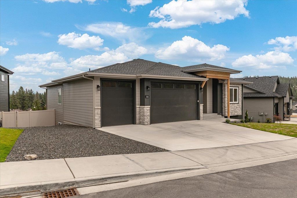 7005 E Beverly Ave, Spokane Valley, WA 99212 photo 3