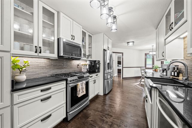 455 Stonemeadow Rd, Clarksville, TN 37043
