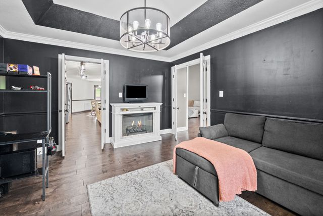 455 Stonemeadow Rd, Clarksville, TN 37043