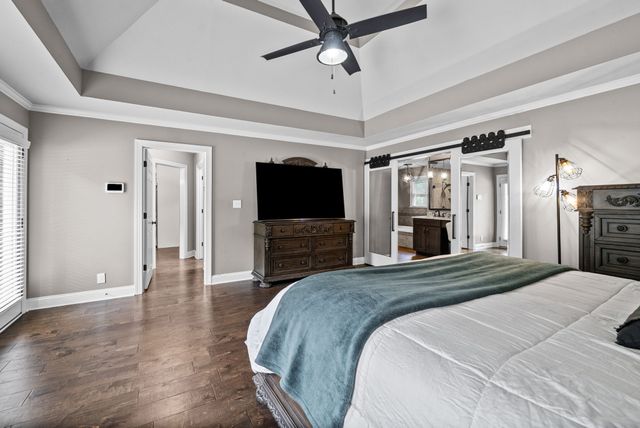 455 Stonemeadow Rd, Clarksville, TN 37043