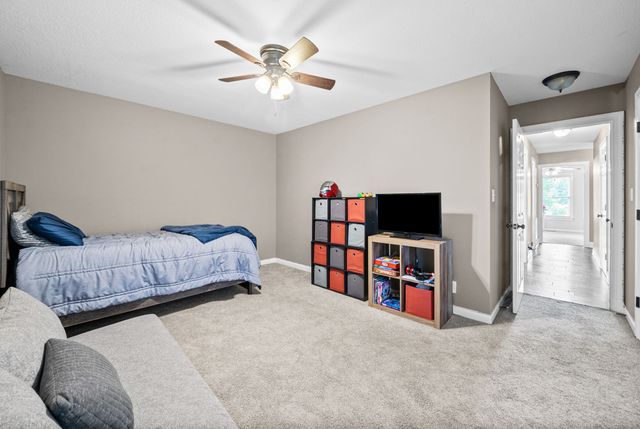 455 Stonemeadow Rd, Clarksville, TN 37043