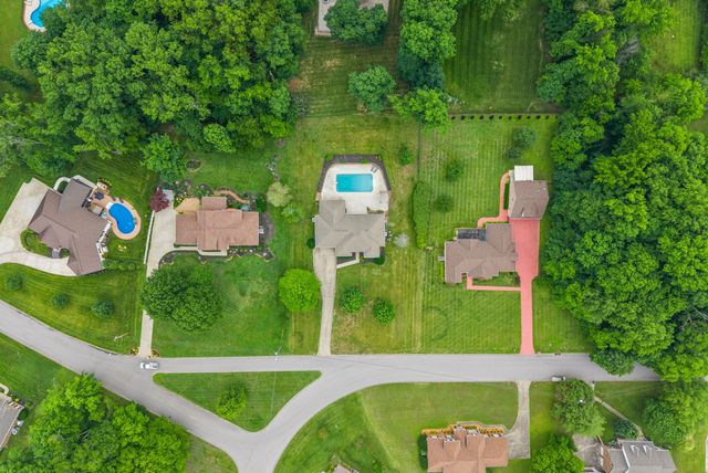 455 Stonemeadow Rd, Clarksville, TN 37043