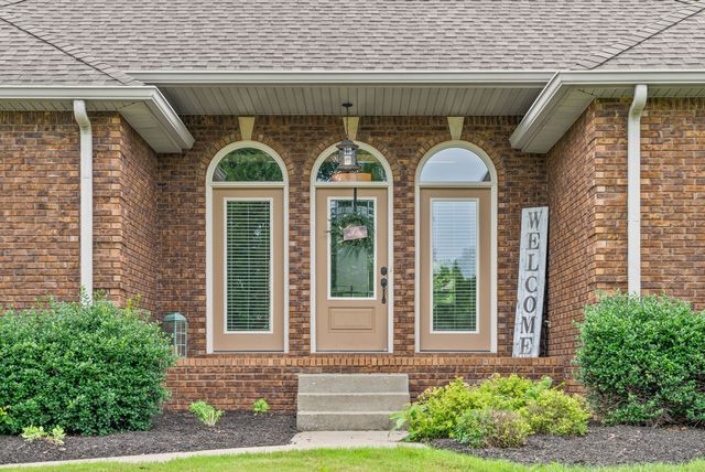 455 Stonemeadow Rd, Clarksville, TN 37043