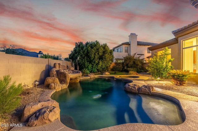 795 W VERBENA Lane, Litchfield Park, AZ 85340