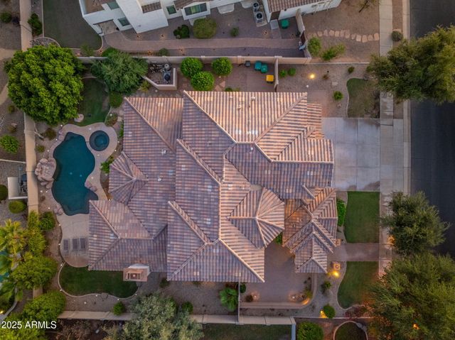 795 W VERBENA Lane, Litchfield Park, AZ 85340