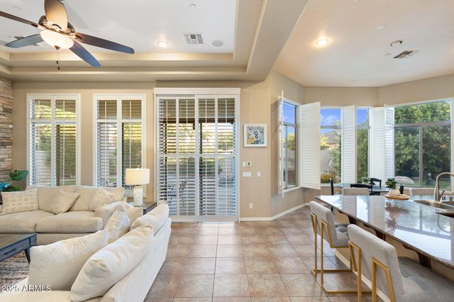 795 W VERBENA Lane, Litchfield Park, AZ 85340