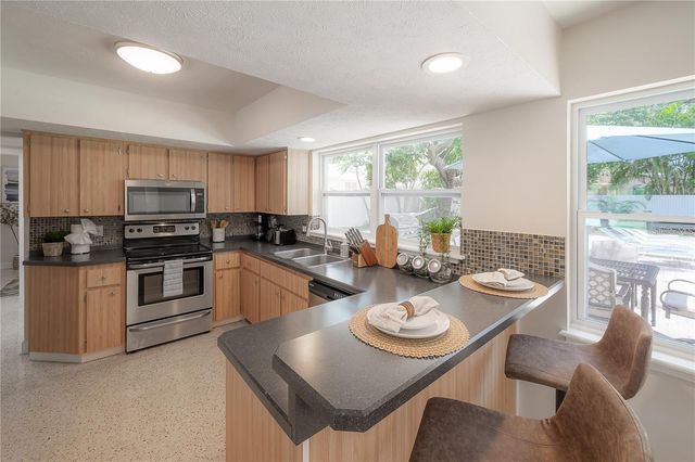 14626 WILDWOOD DRIVE, Largo, FL 33774