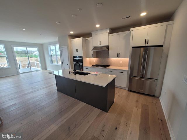 357 ASPEN WAY, King Of Prussia, PA 19406