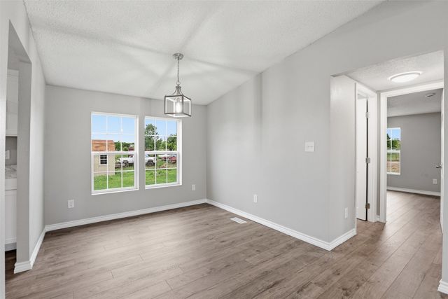 8621 Meadow Way Lane, Alvarado, TX 76009