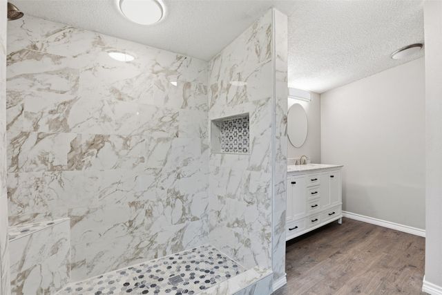 8621 Meadow Way Lane, Alvarado, TX 76009