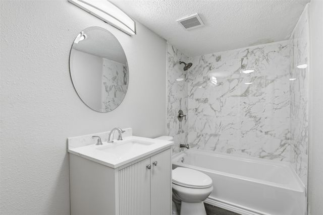 8621 Meadow Way Lane, Alvarado, TX 76009