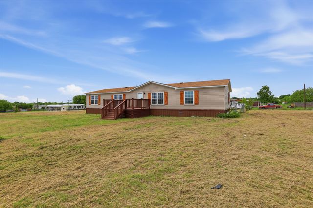 8621 Meadow Way Lane, Alvarado, TX 76009
