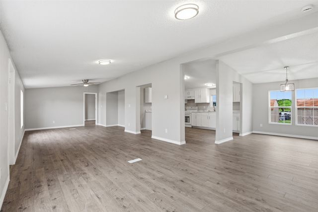 8621 Meadow Way Lane, Alvarado, TX 76009