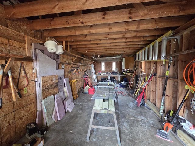 7610 N Prairie Road, Muscoda, WI 53573