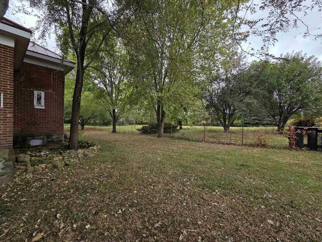 7610 N Prairie Road, Muscoda, WI 53573