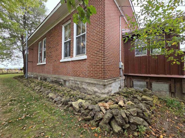 7610 N Prairie Road, Muscoda, WI 53573