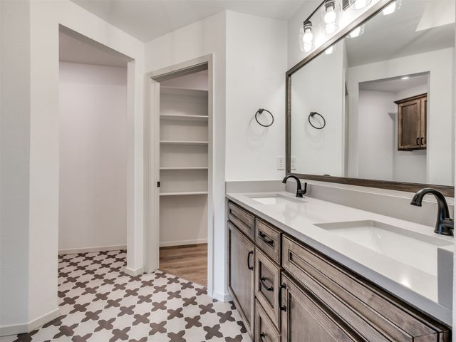 3015 E 147th Street S, Bixby, OK 74008
