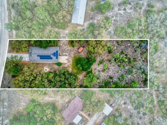 215 County Road 3829, San Antonio, TX 78253