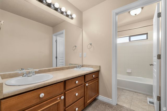 760 E HIDDEN MANOR CIR, Lehi, UT 84043