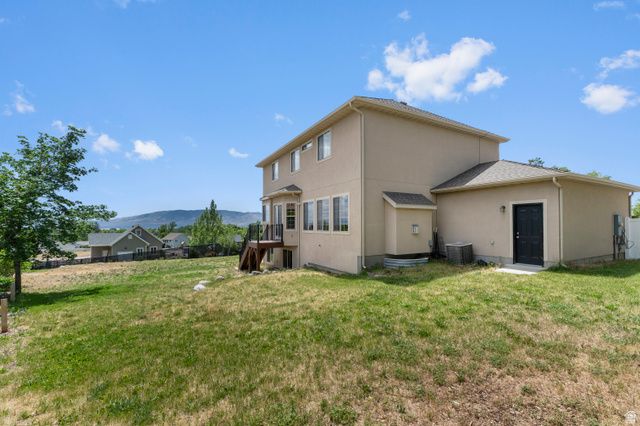 760 E HIDDEN MANOR CIR, Lehi, UT 84043