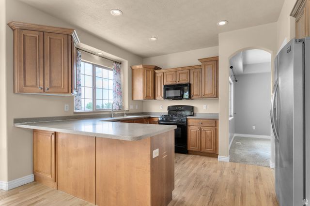 760 E HIDDEN MANOR CIR, Lehi, UT 84043