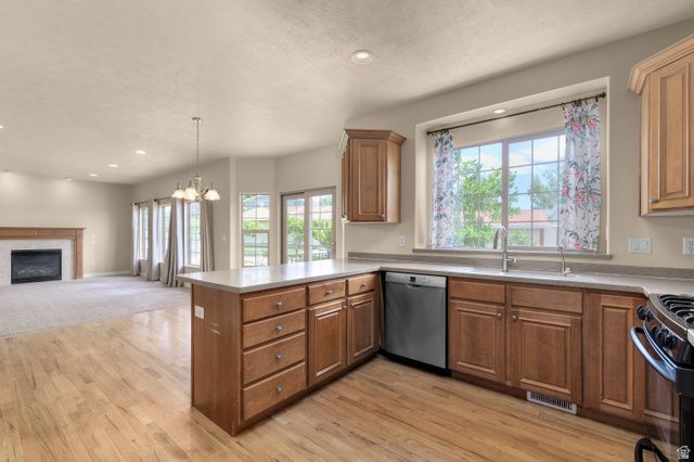 760 E HIDDEN MANOR CIR, Lehi, UT 84043