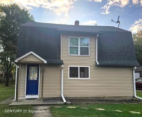 244 S Sherman Street, Vassar, MI 48768