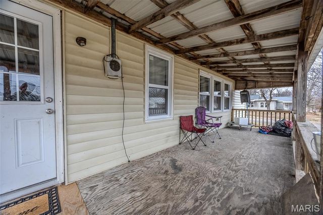 588 Locust Street, Lebanon, MO 65536