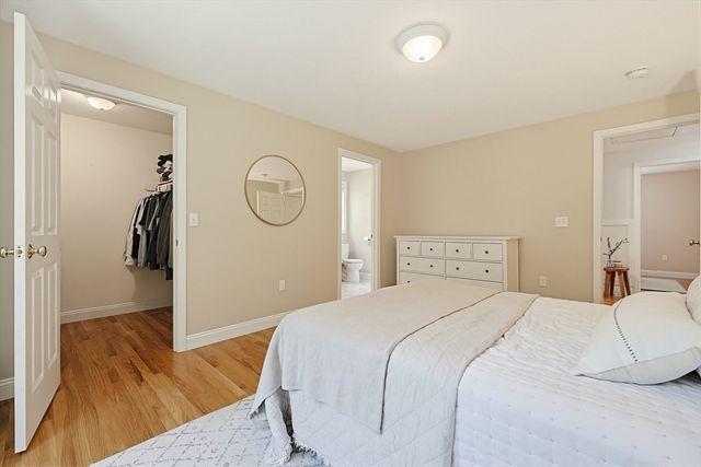 8 Maple Street, Southborough, MA 01745