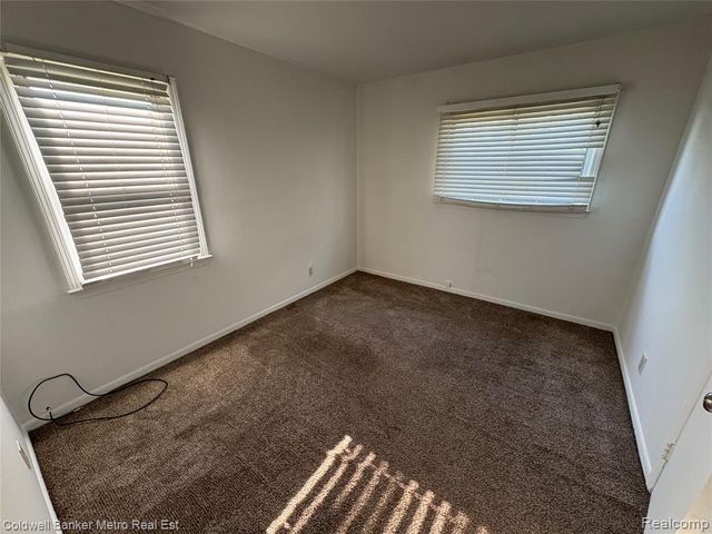 605 Nebraska Avenue, Pontiac, MI 48341