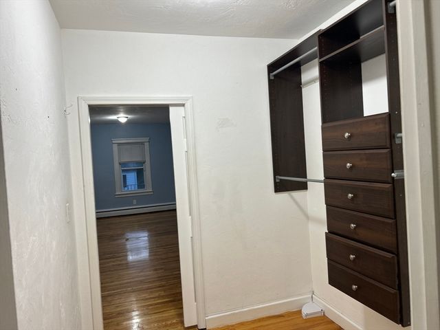 42 Ernest Ave, Worcester, MA 01604
