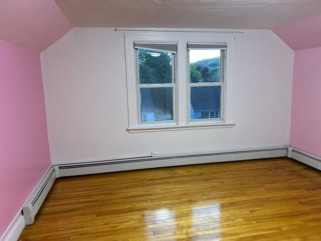 42 Ernest Ave, Worcester, MA 01604