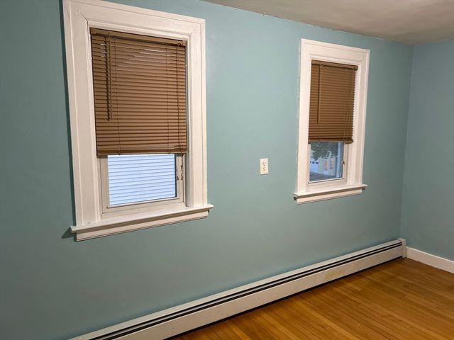 42 Ernest Ave, Worcester, MA 01604
