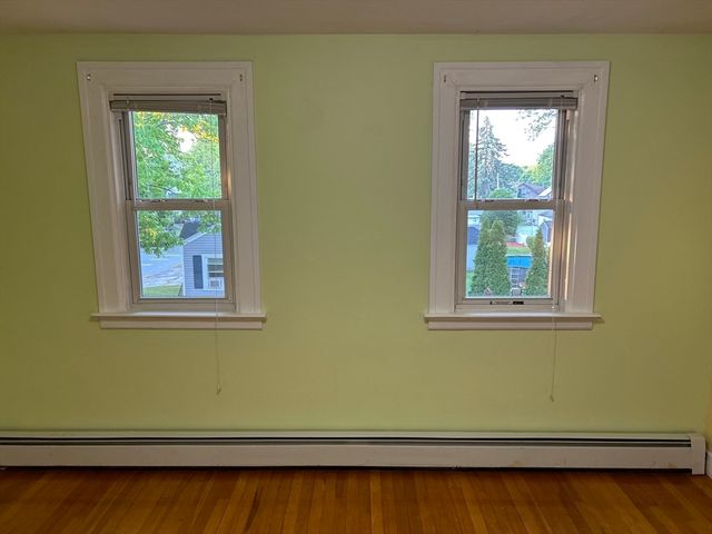 42 Ernest Ave, Worcester, MA 01604
