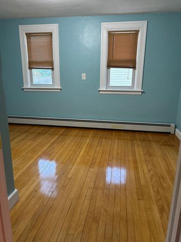 42 Ernest Ave, Worcester, MA 01604