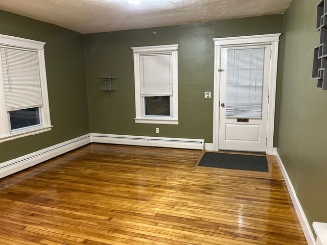 42 Ernest Ave, Worcester, MA 01604