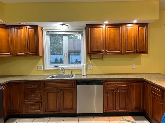 42 Ernest Ave, Worcester, MA 01604