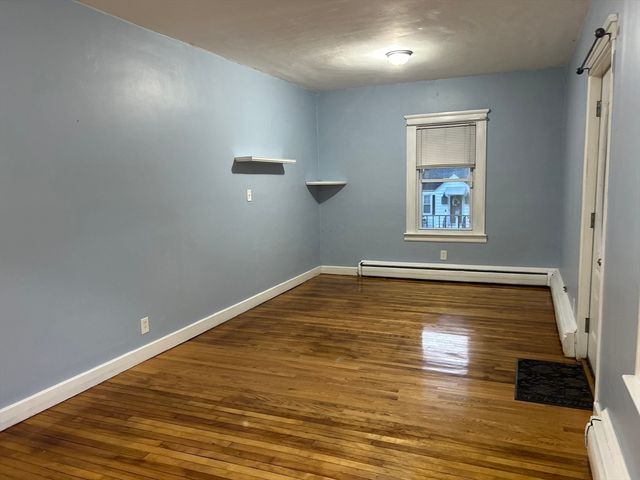 42 Ernest Ave, Worcester, MA 01604