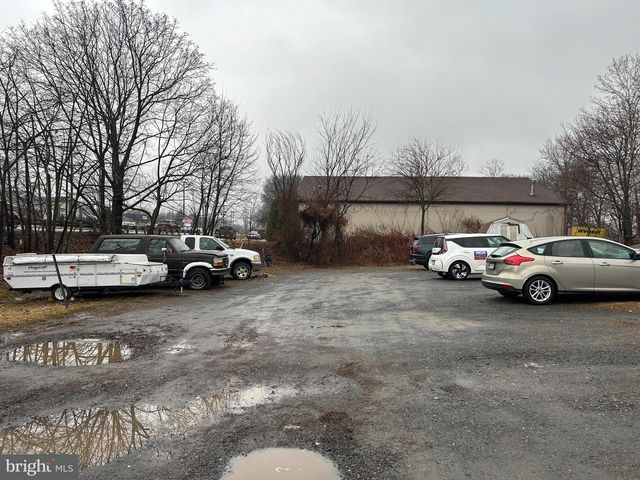 292 SCHUYLKILL RD, Birdsboro, PA 19508