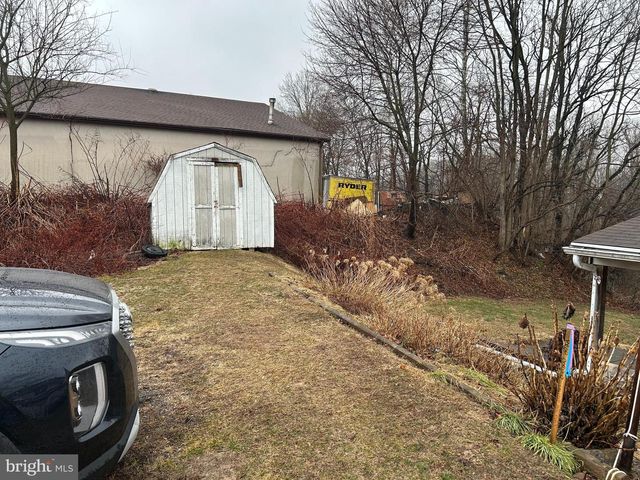 292 SCHUYLKILL RD, Birdsboro, PA 19508