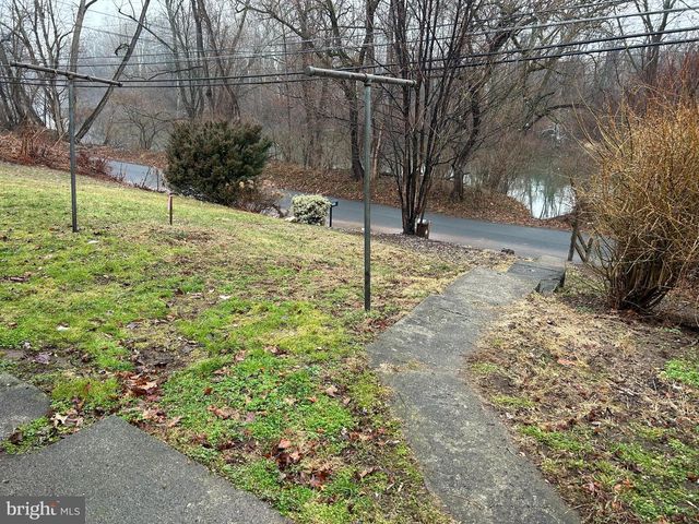 292 SCHUYLKILL RD, Birdsboro, PA 19508