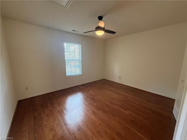 2017 Pembrooke Forest Drive, Winston-salem, NC 27106