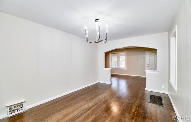 3678 Liermann Avenue, St Louis, MO 63116